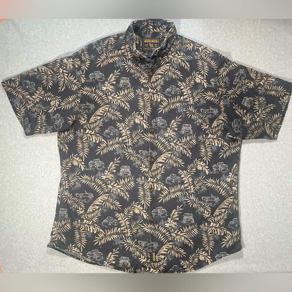Vintage Woolrich John Rich and Bros Tropical Jeep Print Hawaiian Shirt US L